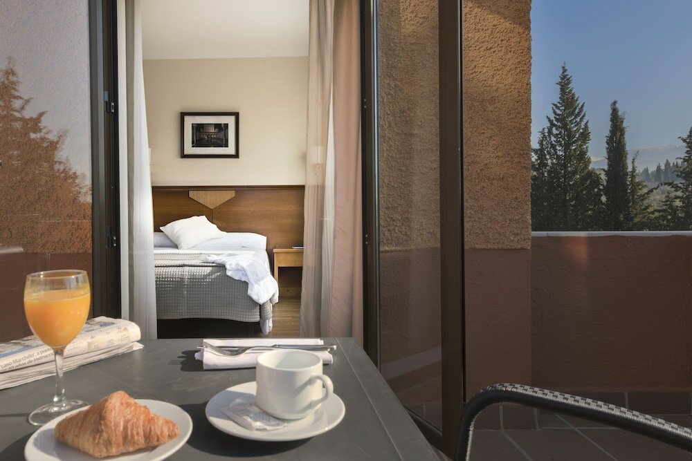 Фото Hotel Alixares