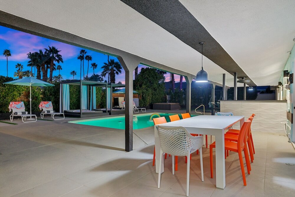 Фото Side by Side Lux Homes