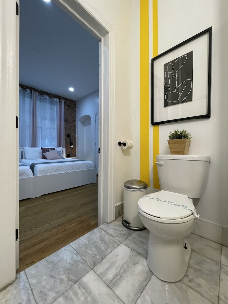 Фото Hotel and the City-Midtown