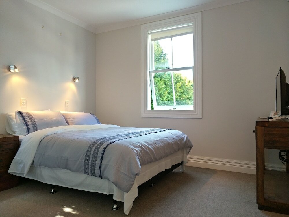 Фото Western Springs Villa