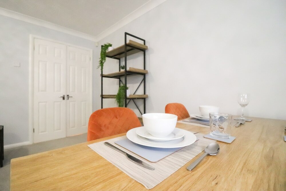 Фото BookedUK New Flat in Bishop's Stortford