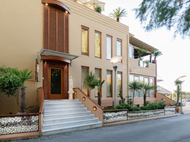 Гостиница Xenios Dias Apartments