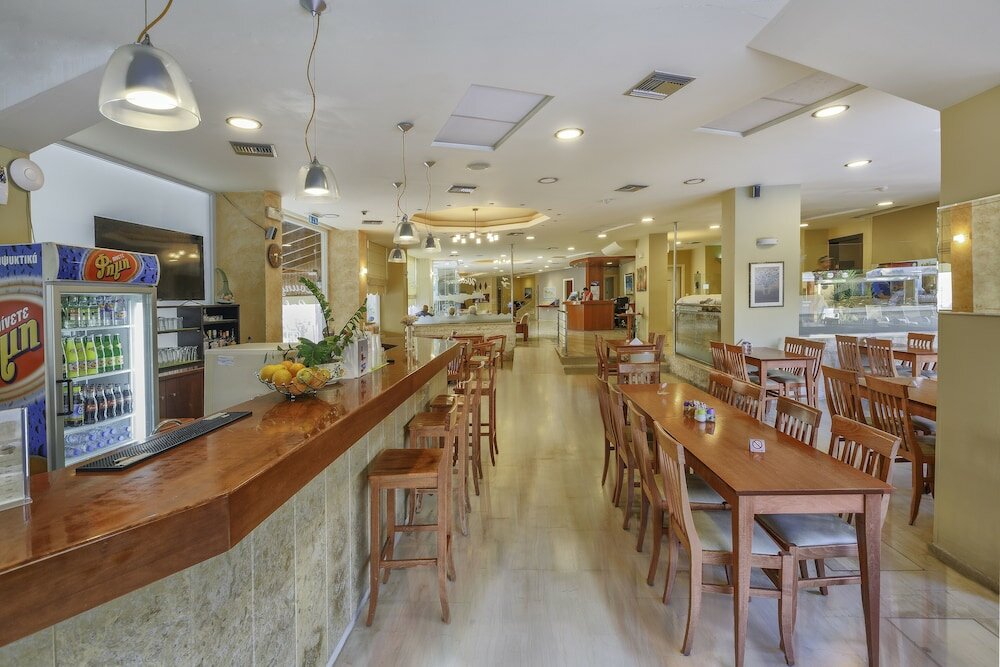 Фото Sofia Hotel