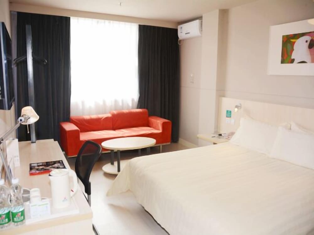 Фото Jinjiang Inn Shenyang International Convention and Exhibition Center Sujiatun Train Station