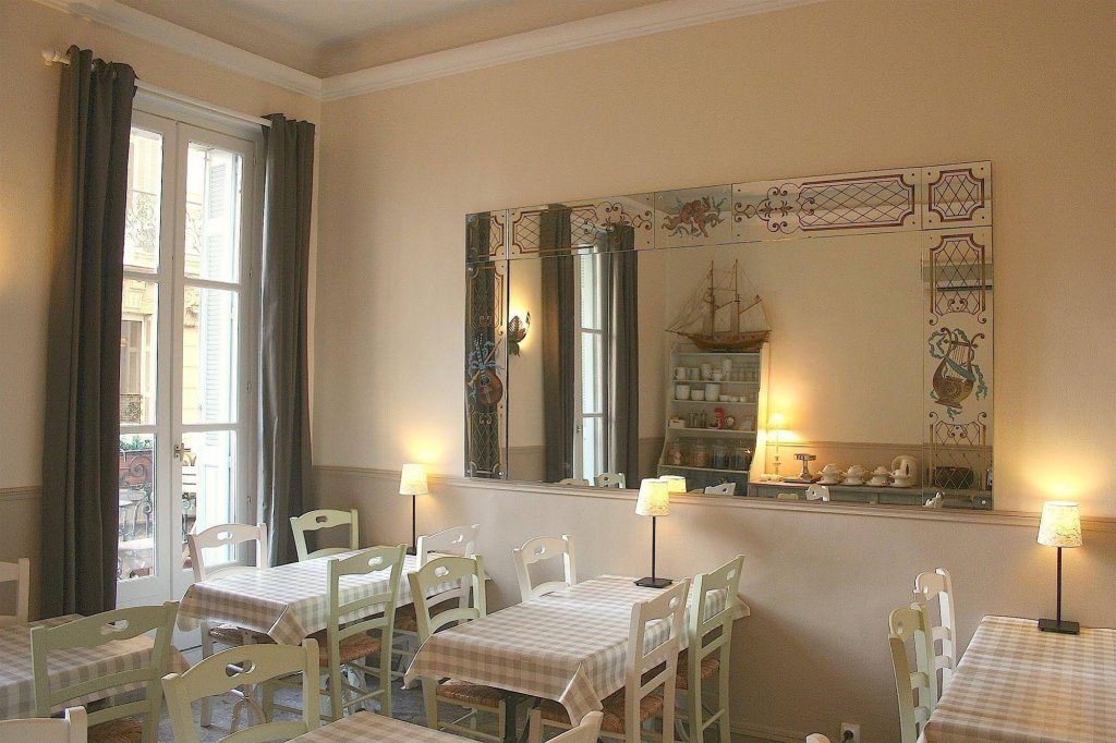 Фото Maison Saint Louis