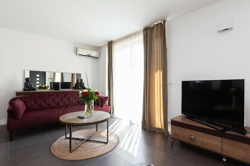 Фото Résidence D'Azur Riou