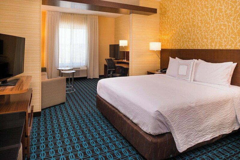 Гостиница Fairfield Inn and Suites by Marriott Akron Stow