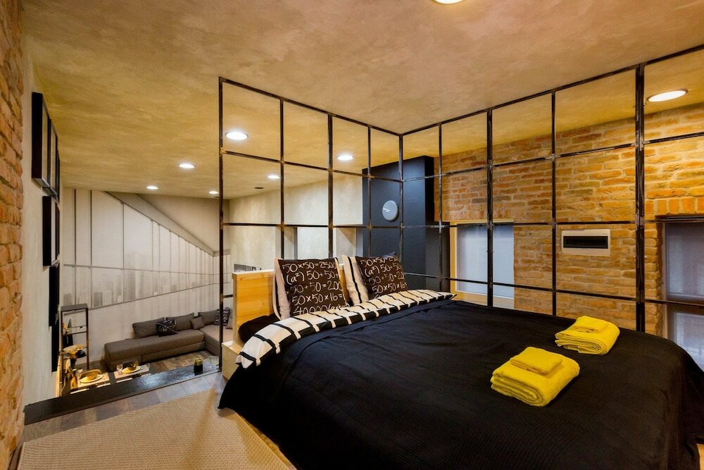 Фото Bright Warwick Chambers Apartment