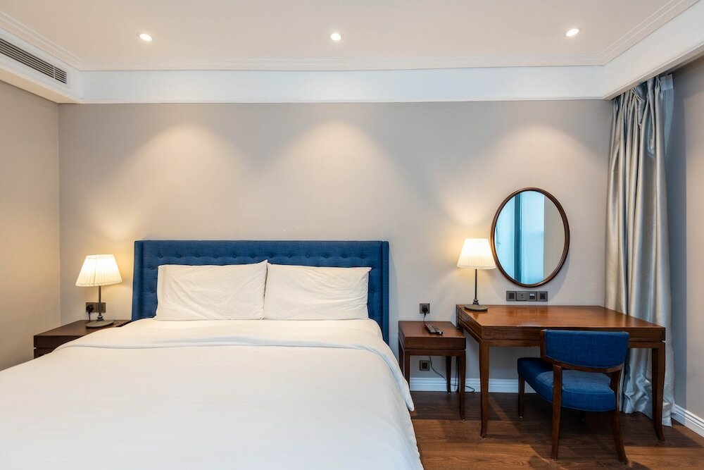 Фото Neo Classic Condo