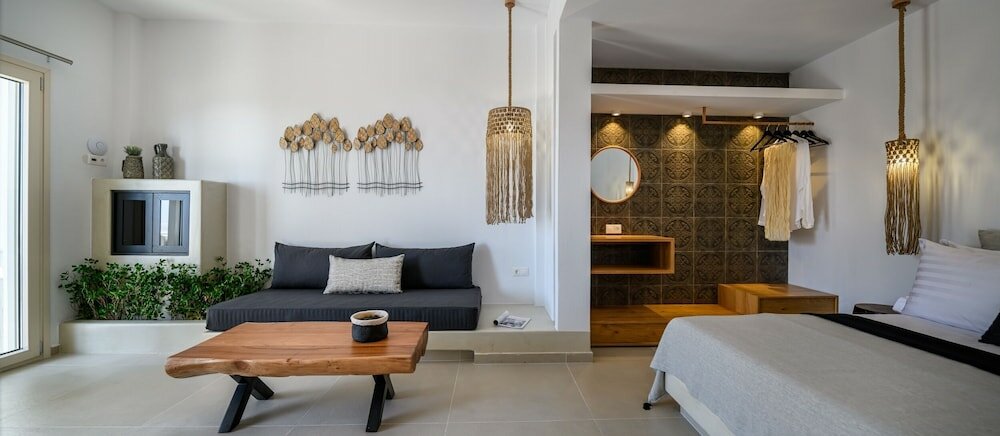 Фото Remezzo Suites