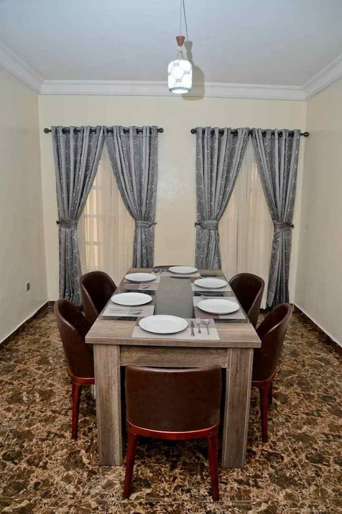 Фото Aden 360 Apartments by Intra