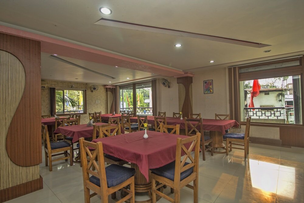 Фото Oyo 29736 Nandanik Palace