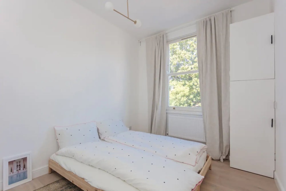 Фото The Perfect 2 Bedroom Family Apartment in West Hackney