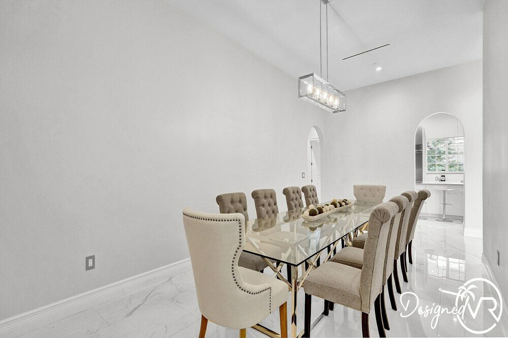 Фото Casa Nobu Modern 6br w Pool & Gameroom