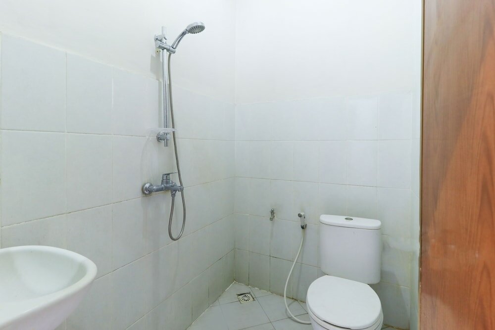 Фото Hotel Warta Putra