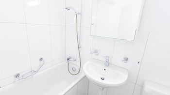 Фото Swiss Star Wiedikon