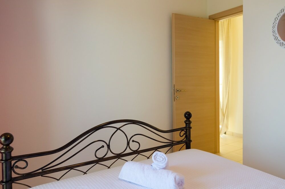 Фото White Rose Villa