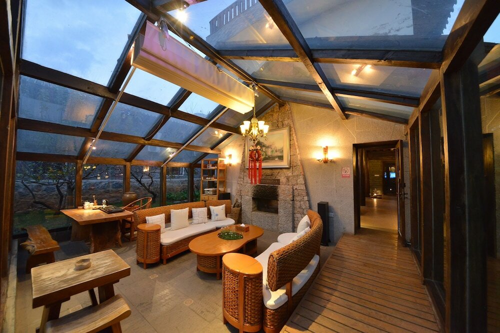 Фото Lijiang Shuhe Youyiju Private Club