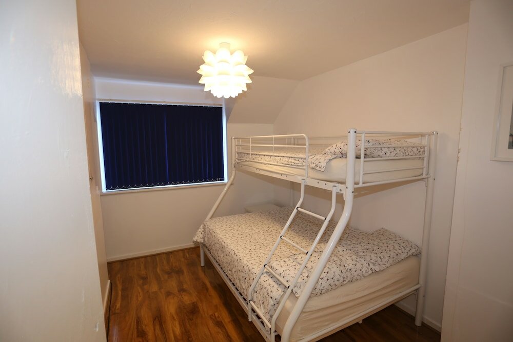 Фото Beautiful 3 Beds House - Thamesmead