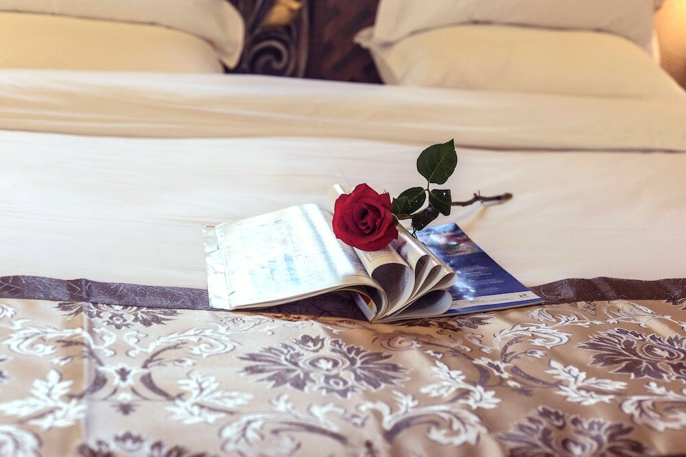 Фото Shangri La E Outfitting Boutique Hotel