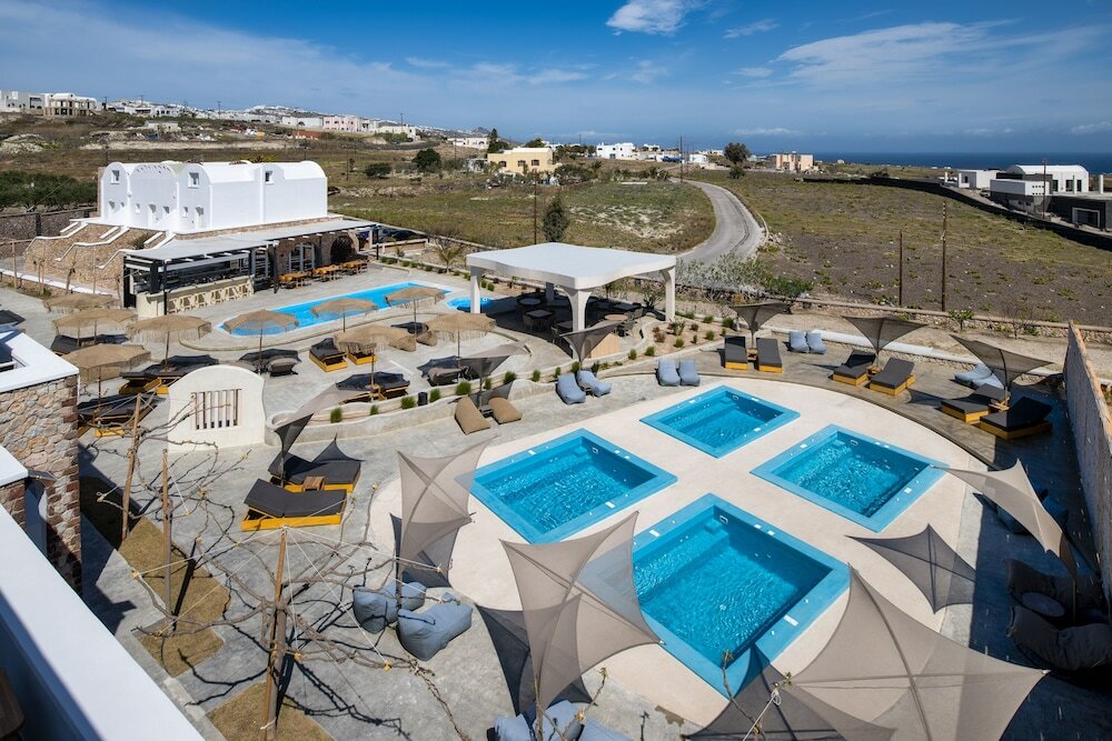 Фото Aelia Luxury Suites