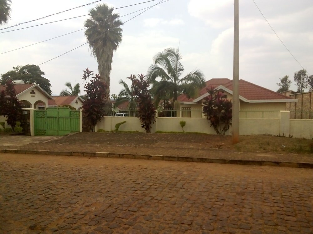 Фото Semuhungu Apartments