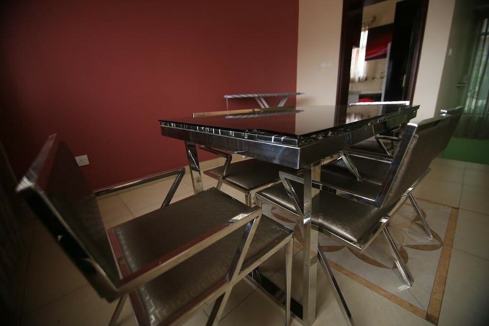 Фото Um Apartments