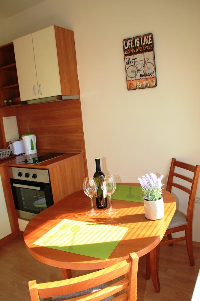 Фото Eagle Rock Holiday Apartments