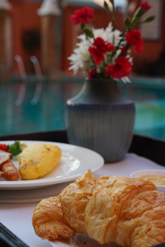 Фото Chateau EN Ville Pattaya