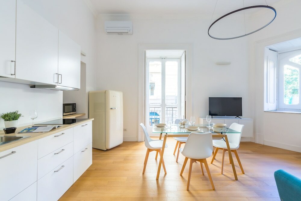 Фото Piazza Amedeo Flat by Wonderful Italy