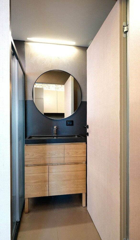 Фото Lancetti Stylish Loft-hosted by Sweetstay