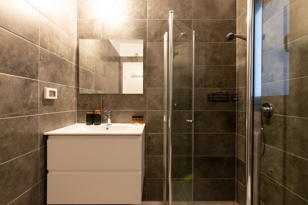 Фото Luxury Apt 3 Br New Tower Parking