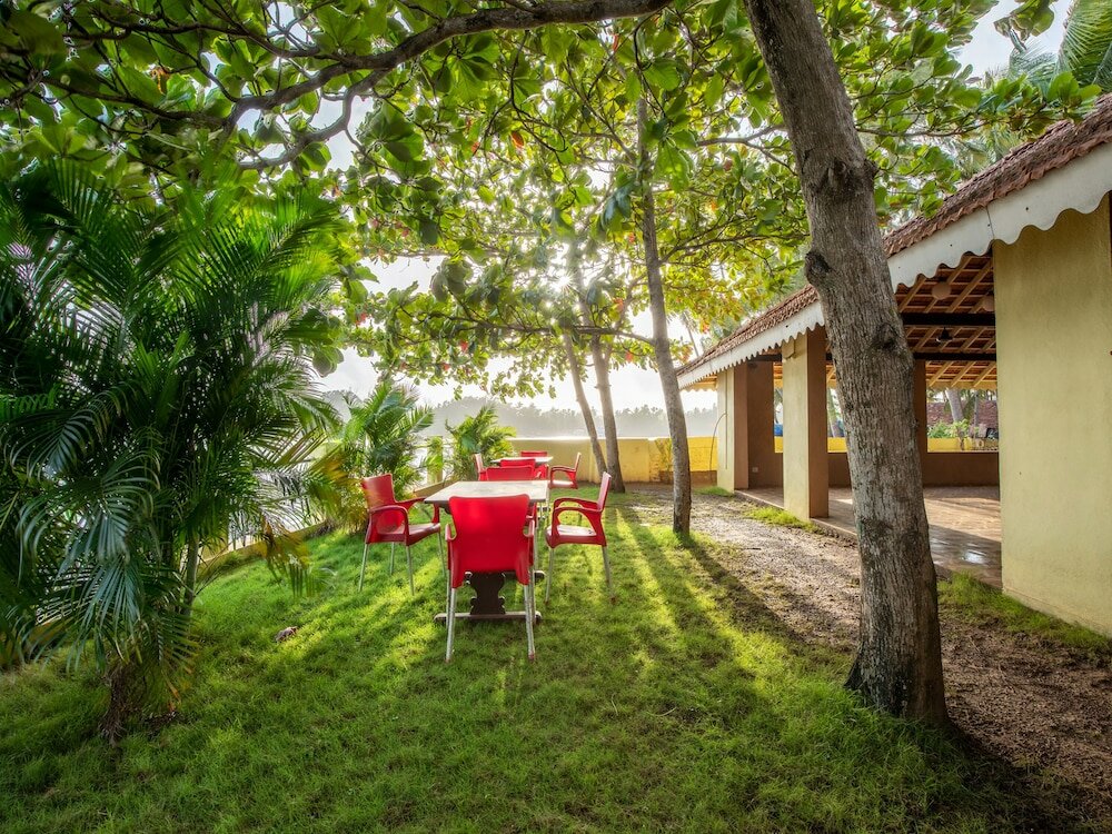 Фото Oyo 40637 Seagull Resort