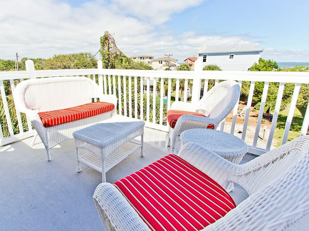 Фото Sandys North Shore