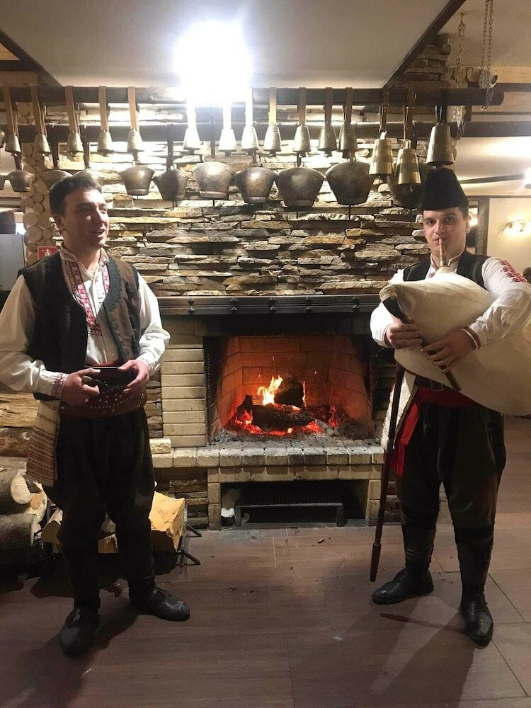 Фото Forest Nook Aparthotel