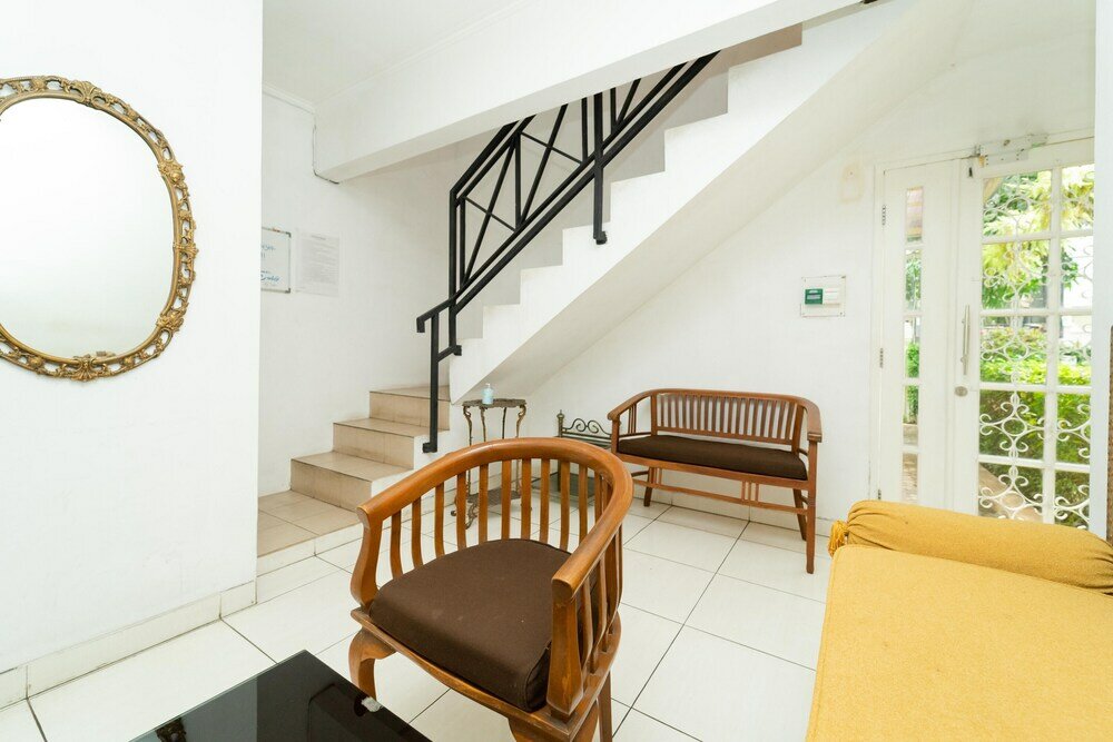 Фото KoolKost Female Syariah near Rs. Bhayangkara Pondok Pinang