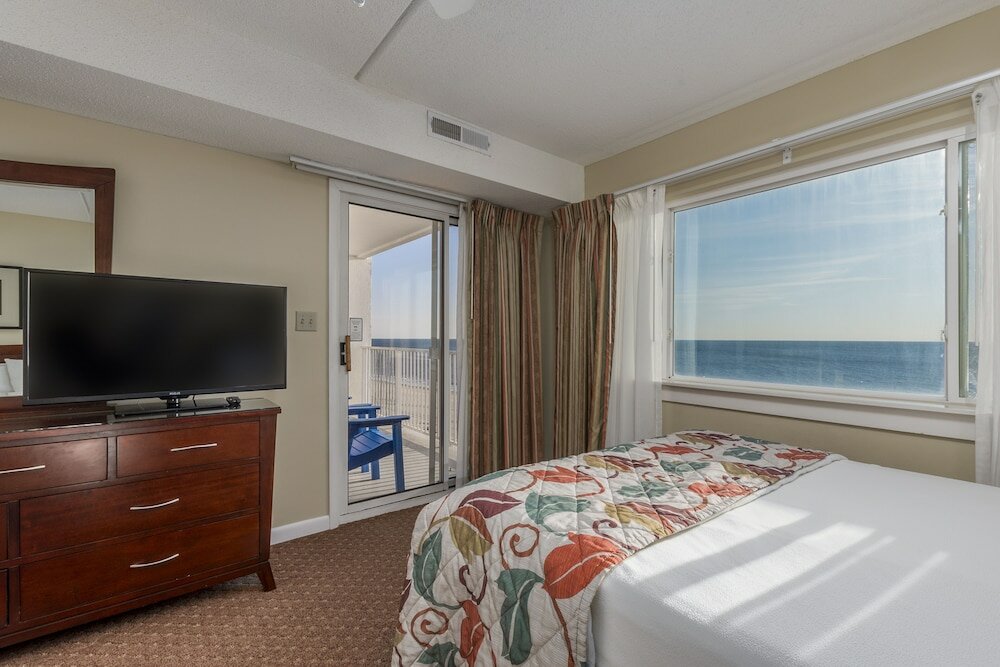 Фото Princess Royale Oceanfront Resort