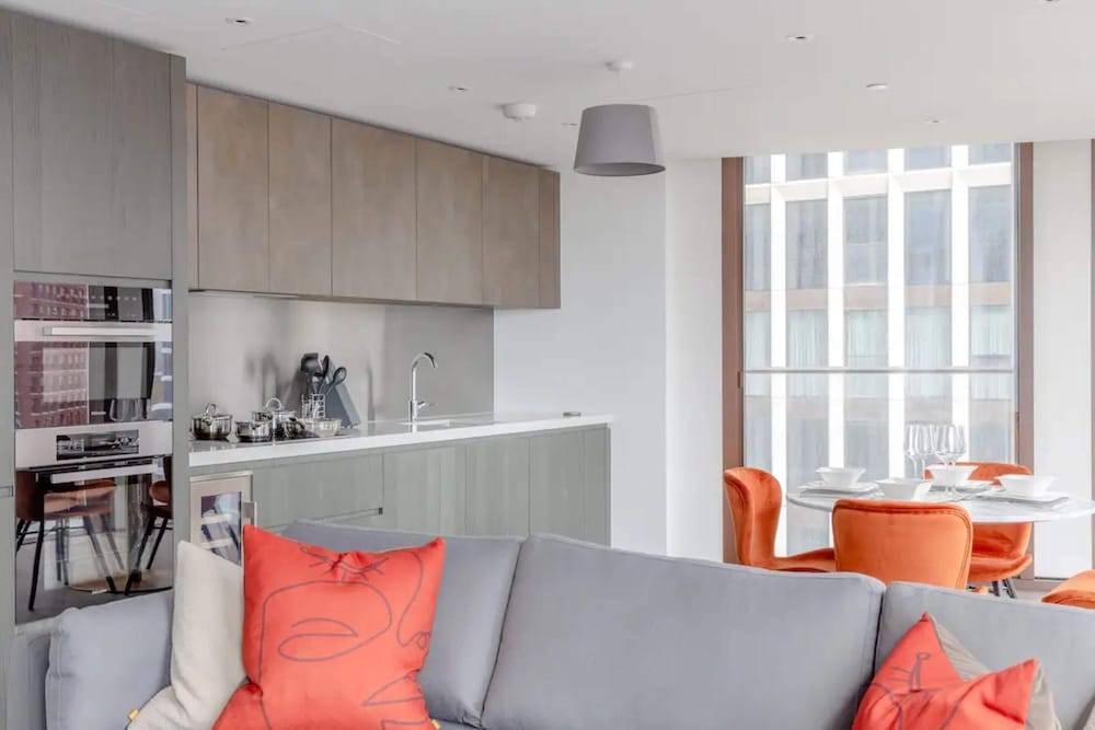 Фото Luxurious 2bd Flat by the River - Vauxhall