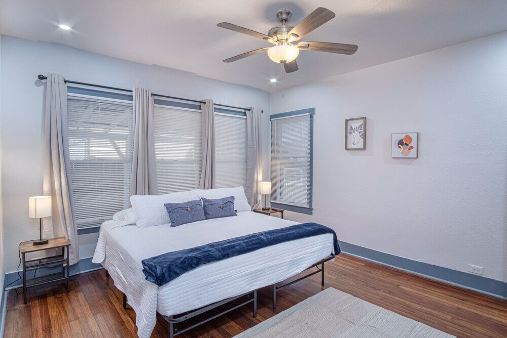 Фото Vibrant Fully Gated 2br/2ba 4 Mins From Downtown