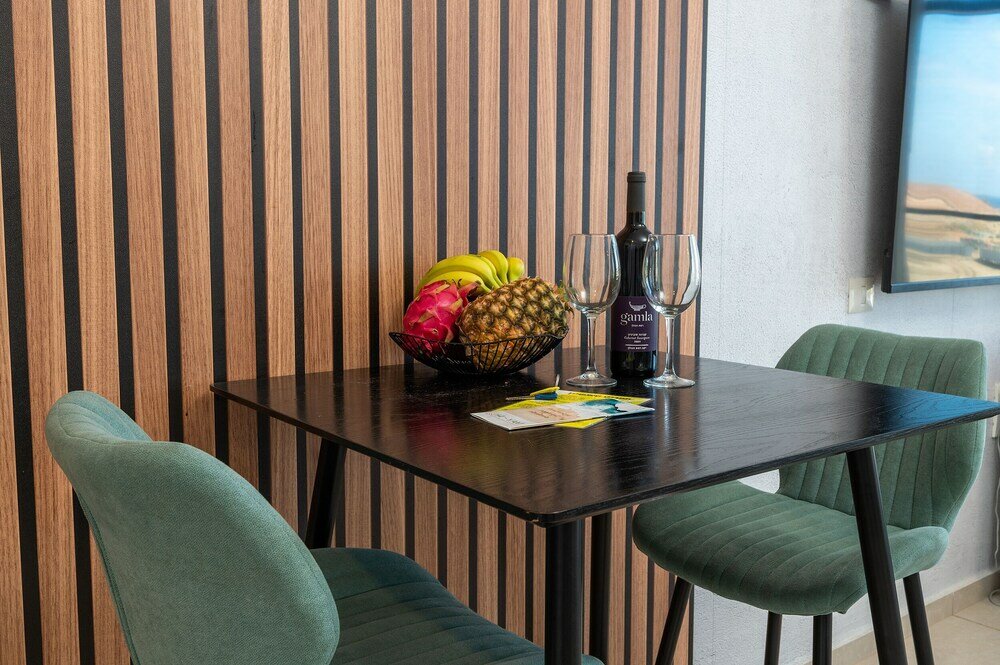 Фото Hi - Yam SeaView Apartments & Suites