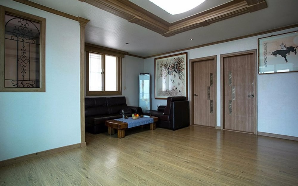 Фото Yeosu Exporo Pension