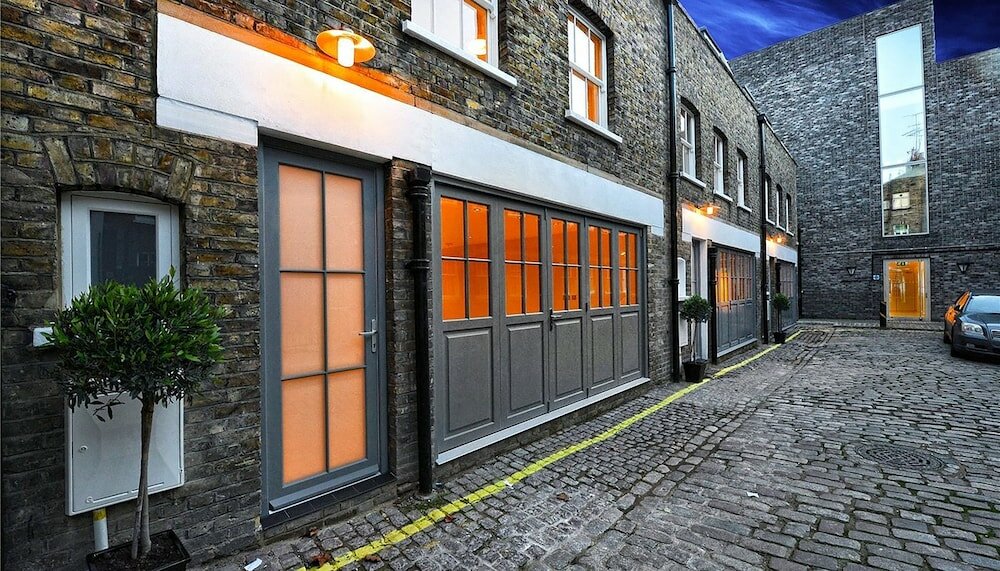Фото Rainsford Mews by Lime Street