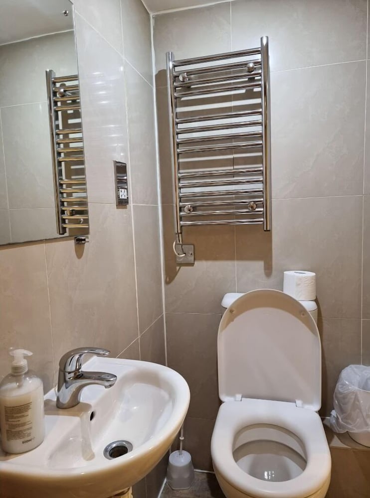 Фото 80 Inverness Terrace