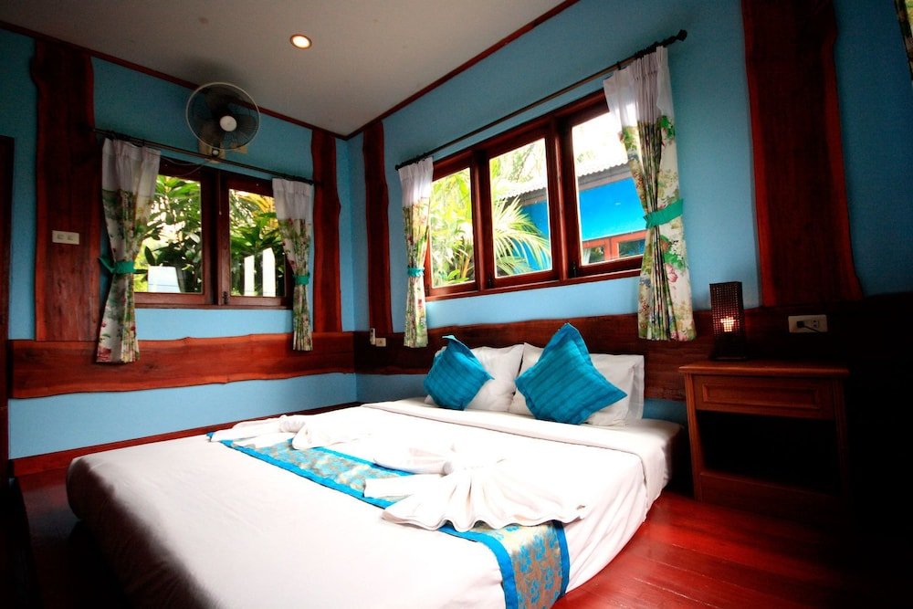 Фото Baan Po Ngam Resort