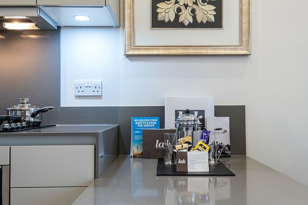 Фото Lak Serviced Apartments