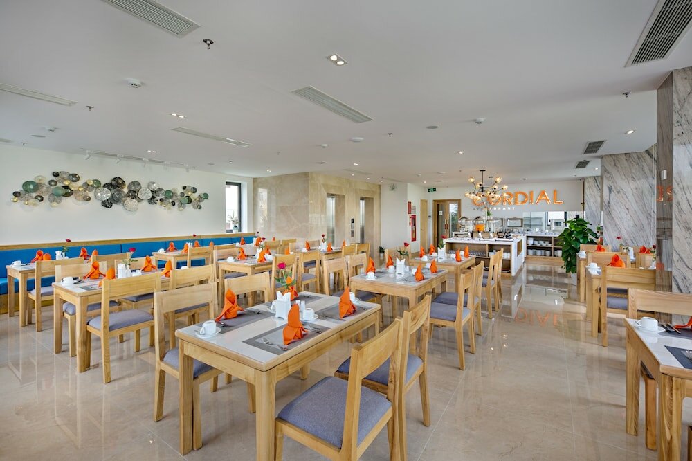 Фото Cordial Hotel