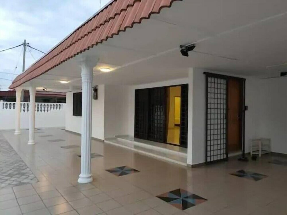 Фото Malacca Town Tranquerah Cluster Home