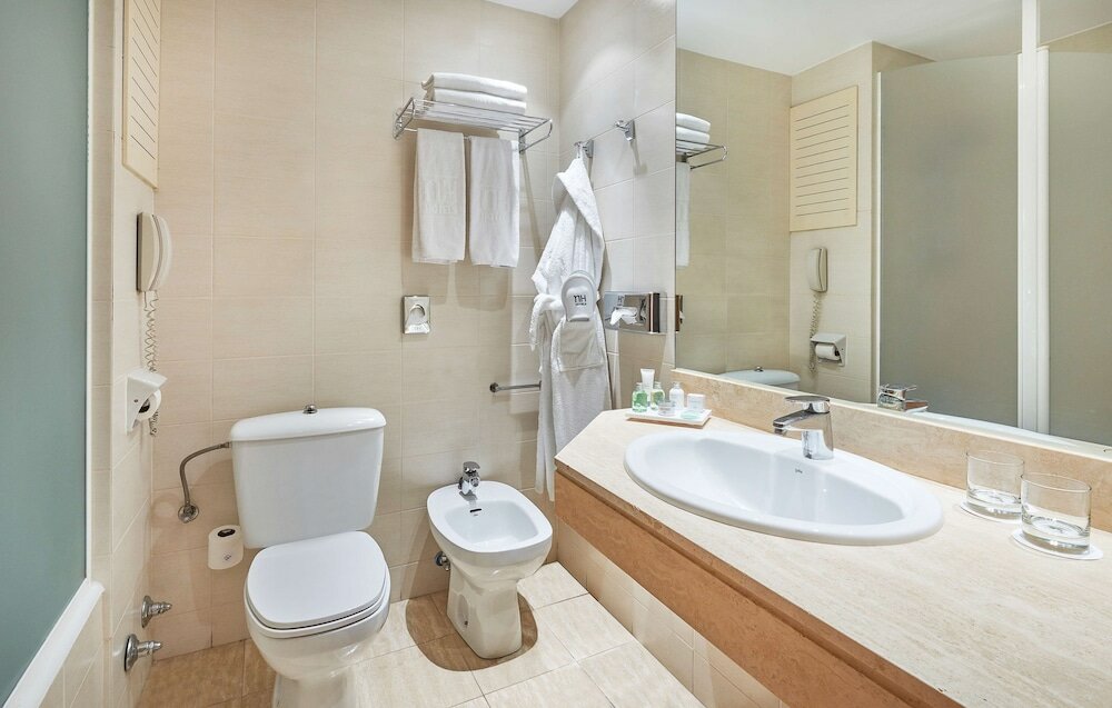 Фото Nh Castellón Mindoro Hotel