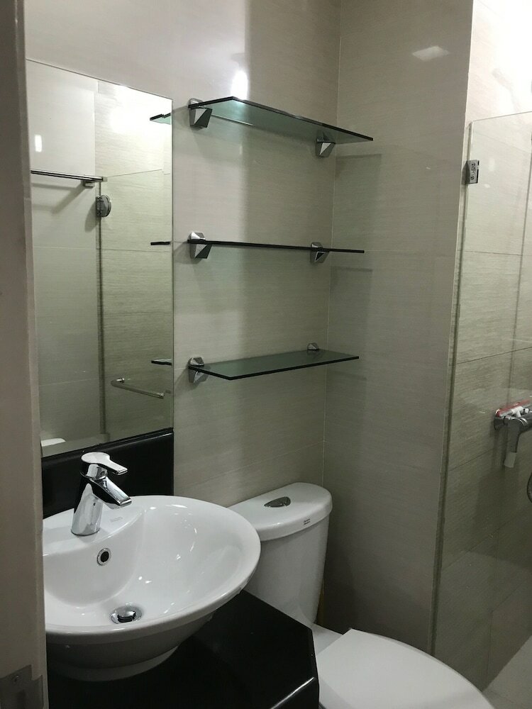 Фото Henry's Newport