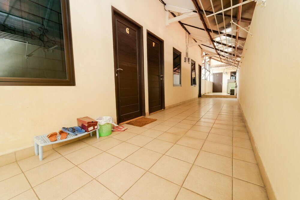 Фото KoolKost Female Syariah near Rs. Bhayangkara Pondok Pinang